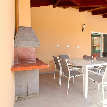 With Pool In Valbandon-istrien 51192